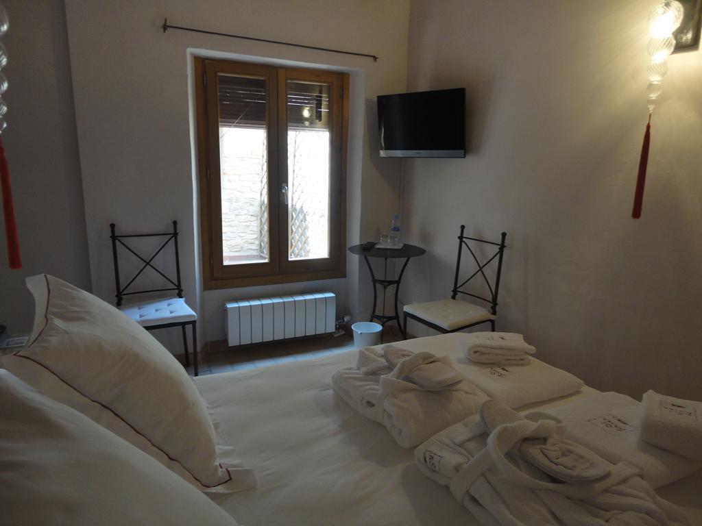 Hotel Rural Cal Torner Adults Only Guiamets ภายนอก รูปภาพ