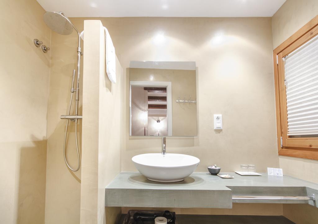 Hotel Rural Cal Torner Adults Only Guiamets ภายนอก รูปภาพ